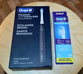 Oral-B Pulsonic Slim Clean 2000 Μαύρη – Sonic τεχνολογία, εγγύηση 2 ετών + 4 ανταλλακτικά βουρτσάκια