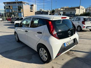 Toyota Aygo 2021 AYGO 1.0 5θ-thumb-2