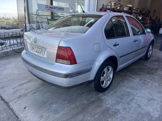 Volkswagen Bora 2002