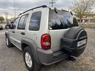 Jeep Cherokee 2005-thumb-2