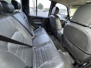 Jeep Cherokee 2005-thumb-7