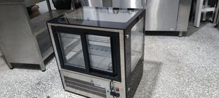 Ψιχομενι βιτρίνα επιτραπέζια μόδ.GN 660 RT