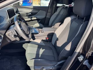 Peugeot 3008 2021-thumb-10