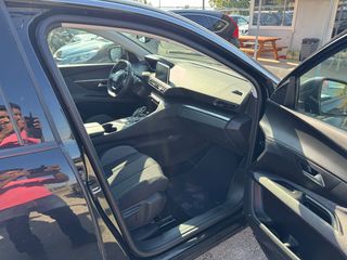 Peugeot 3008 2021-thumb-13
