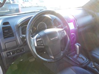 Isuzu D-Max 2017 1.9 ARENA CREW AUTO-thumb-10