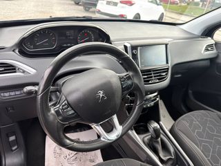 Peugeot 2008 2017 1200cc 110ps full!! panorama!! Bookservise!!-thumb-30