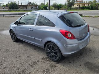 Opel Corsa 2008 D 1.4-thumb-6