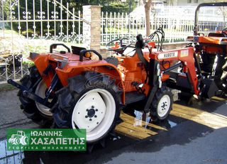 Αμπελουργικά Τρακτέρ Kubota 2016 B1-17 4WD με φορτωτή-thumb-4