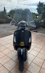 Vespa GTS Super Tech 300 2023-thumb-2