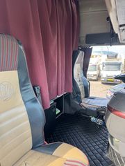 Volvo 2009 520-thumb-12