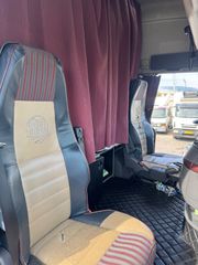 Volvo 2009 520-thumb-13