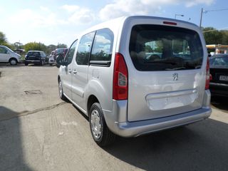 Peugeot Partner 2011-thumb-2