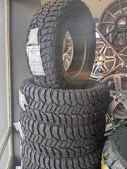 215/75/15 RADAR RENEGADE R.T.-thumb-2