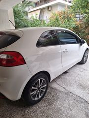 Kia Rio 2015