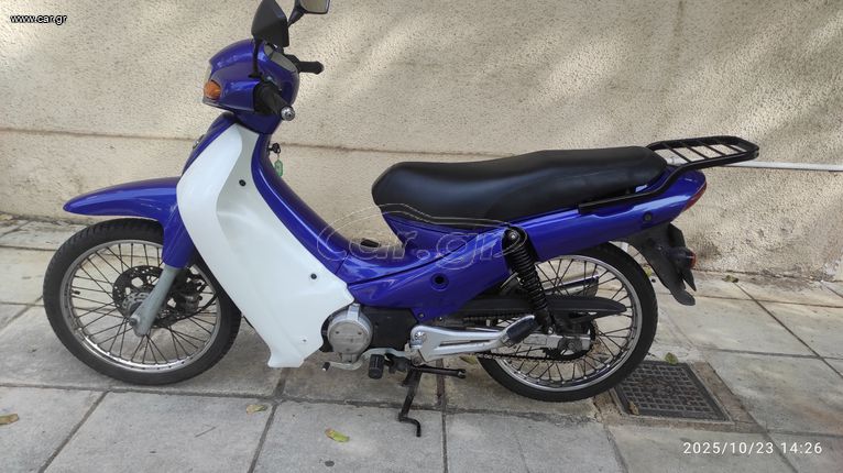 Modenas Kriss II 2001