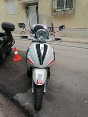 Piaggio Beverly 300 2009-thumb-2