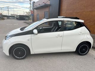 Toyota Aygo (X) 2016 1.0 X-Wave