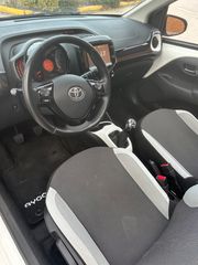 Toyota Aygo (X) 2016 1.0 X-Wave-thumb-9