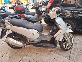 Aprilia Scarabeo 250 i.e. 2010 Abs-thumb-2