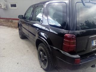 Ford Maverick 2003-thumb-1