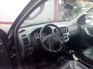 Ford Maverick 2003-thumb-5