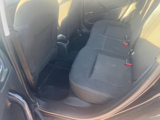 Peugeot 208 2018-thumb-7