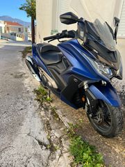 Kymco AK 550 2022-thumb-1