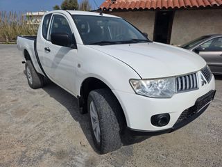 Mitsubishi L200 2015 SAFARI FULL EXTRA 180HP-thumb-18