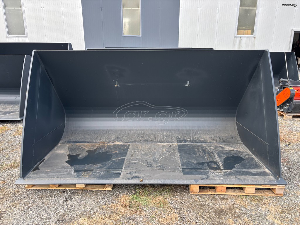 GP BUCKET 3500L, SN 335-BM
