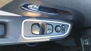 Nissan Micra 2017 898cc 90hp CAMERA-NAVI-ΜΕ ΓΡΑΜΜΑΤΙΑ ΜΕΤΑΞΥ ΜΑΣ!!-thumb-18