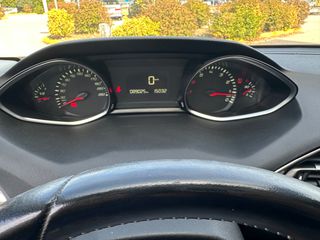 Peugeot 308 2016 1.2 e-THP Style-thumb-9