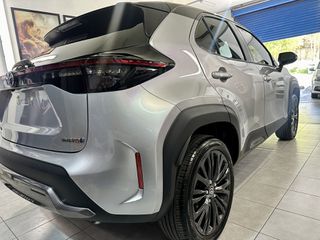 Toyota Yaris Cross 2024 Adventure Bintone