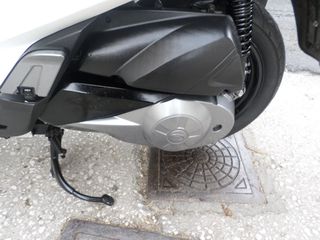 Kymco People GT 300i 2011-thumb-7