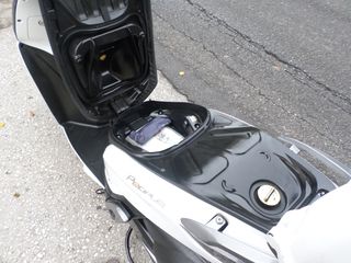 Kymco People GT 300i 2011-thumb-9