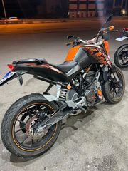 KTM 125 Duke 2012 KTM Duke 125 racing edition