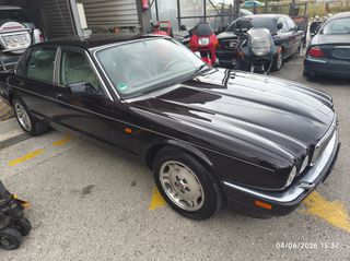 Jaguar Daimler 1995 DK 4.O L-thumb-2