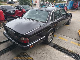 Jaguar Daimler 1995 DK 4.O L-thumb-4