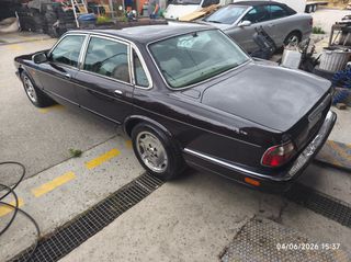 Jaguar Daimler 1995 DK 4.O L-thumb-5