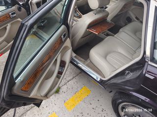 Jaguar Daimler 1995 DK 4.O L-thumb-8