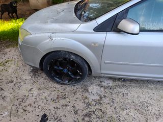 Ford Focus 2005 FOCUS 1.6 GHIA-thumb-9