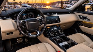 Land Rover Range Rover Velar 2018 R LINE DIESEL-thumb-21