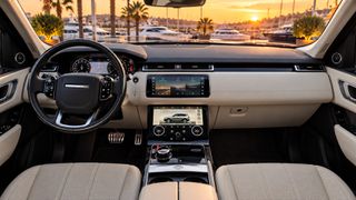 Land Rover Range Rover Velar 2018 R LINE DIESEL-thumb-8