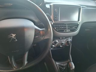 Peugeot 208 2016 FULL EXTRA αριστο!!! 131000χιλιομ-thumb-17
