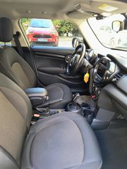 Mini Cooper 2019 AUTOMATIC-thumb-3