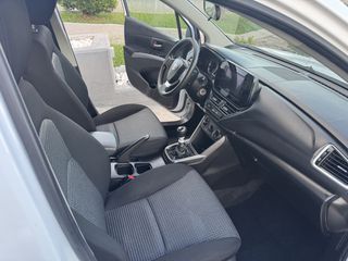 Suzuki SX4 S-Cross 2022-thumb-16