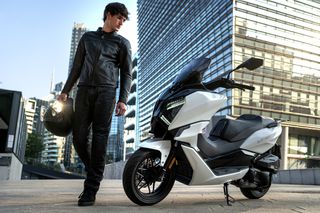 Morbidelli 2026 SC300-thumb-1