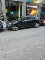 Mercedes-Benz GLA 180 2018