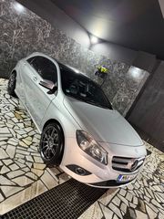 Mercedes-Benz A 180 2014-thumb-8