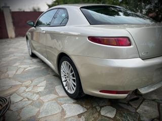 Alfa Romeo GT 2005 2,990 JTS 165 HP!-thumb-2
