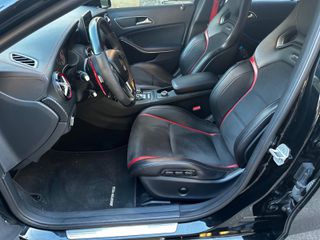 Mercedes-Benz A 45 AMG 2015 Performance-thumb-5